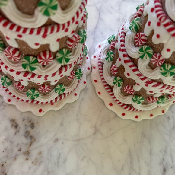Cupcakes and Cashmere Peppermint Gingerbread Christmas Tree Decor - NWT - Picture 6 of 6